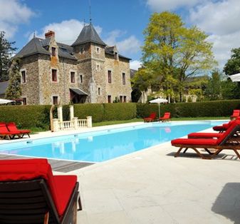 Hotel De La Bretesche zwembad